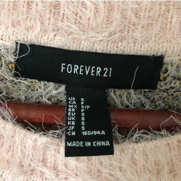 *SOLD* Forever21 pink fuzzy leopard sweater - Picture 4 of 4